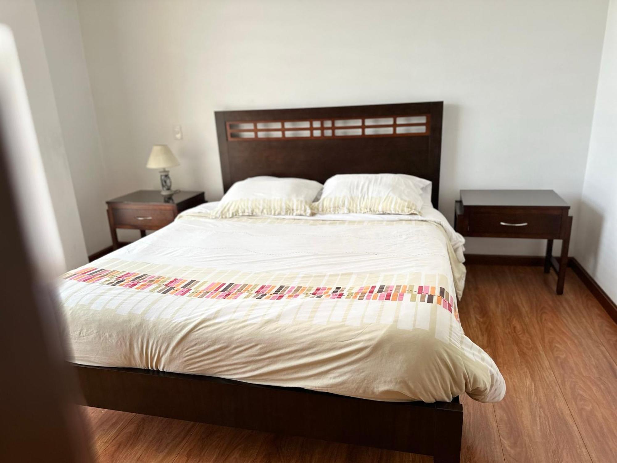 Instant Hotel - Departamento En Ambato Dış mekan fotoğraf