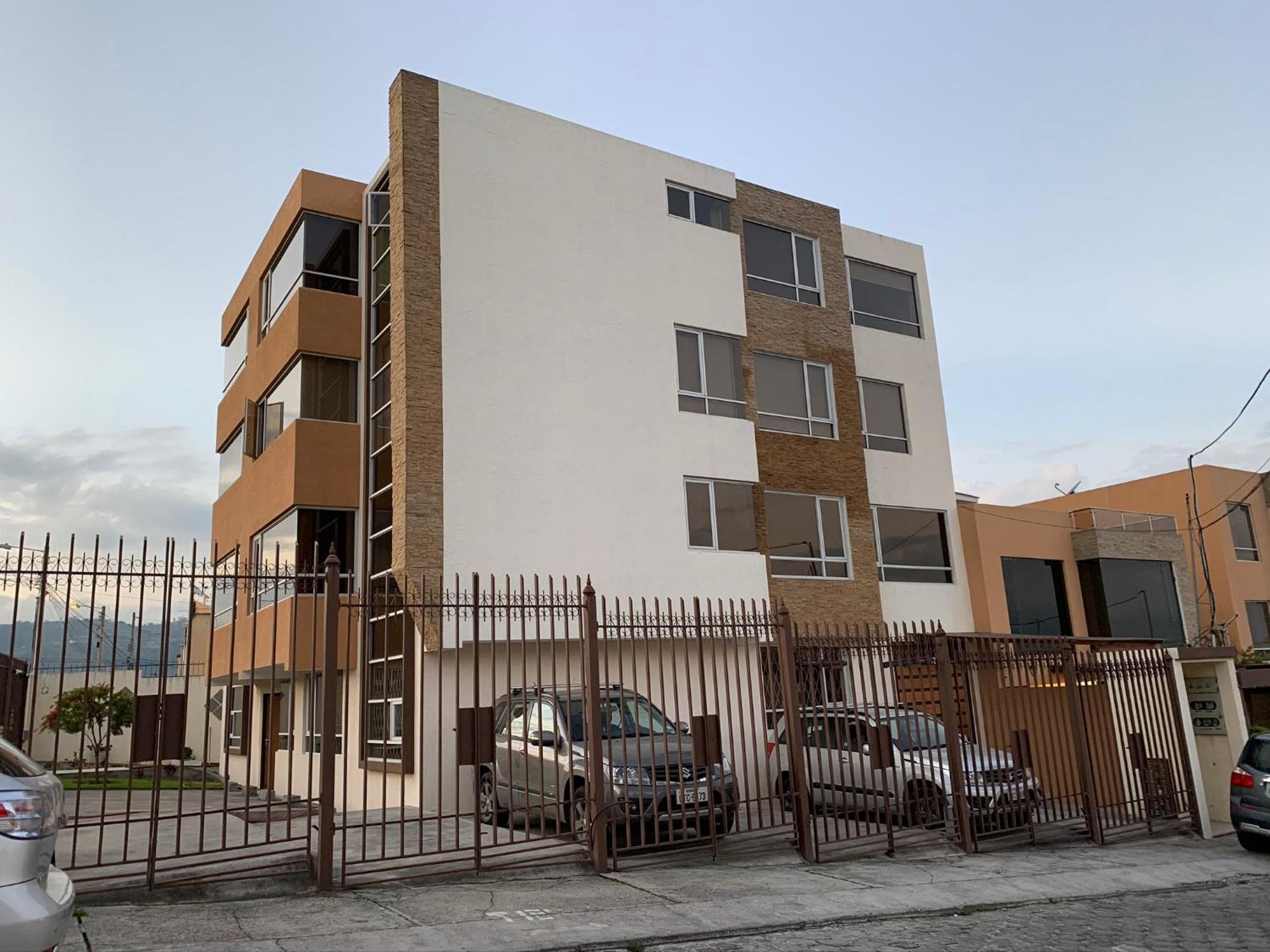 Instant Hotel - Departamento En Ambato Dış mekan fotoğraf
