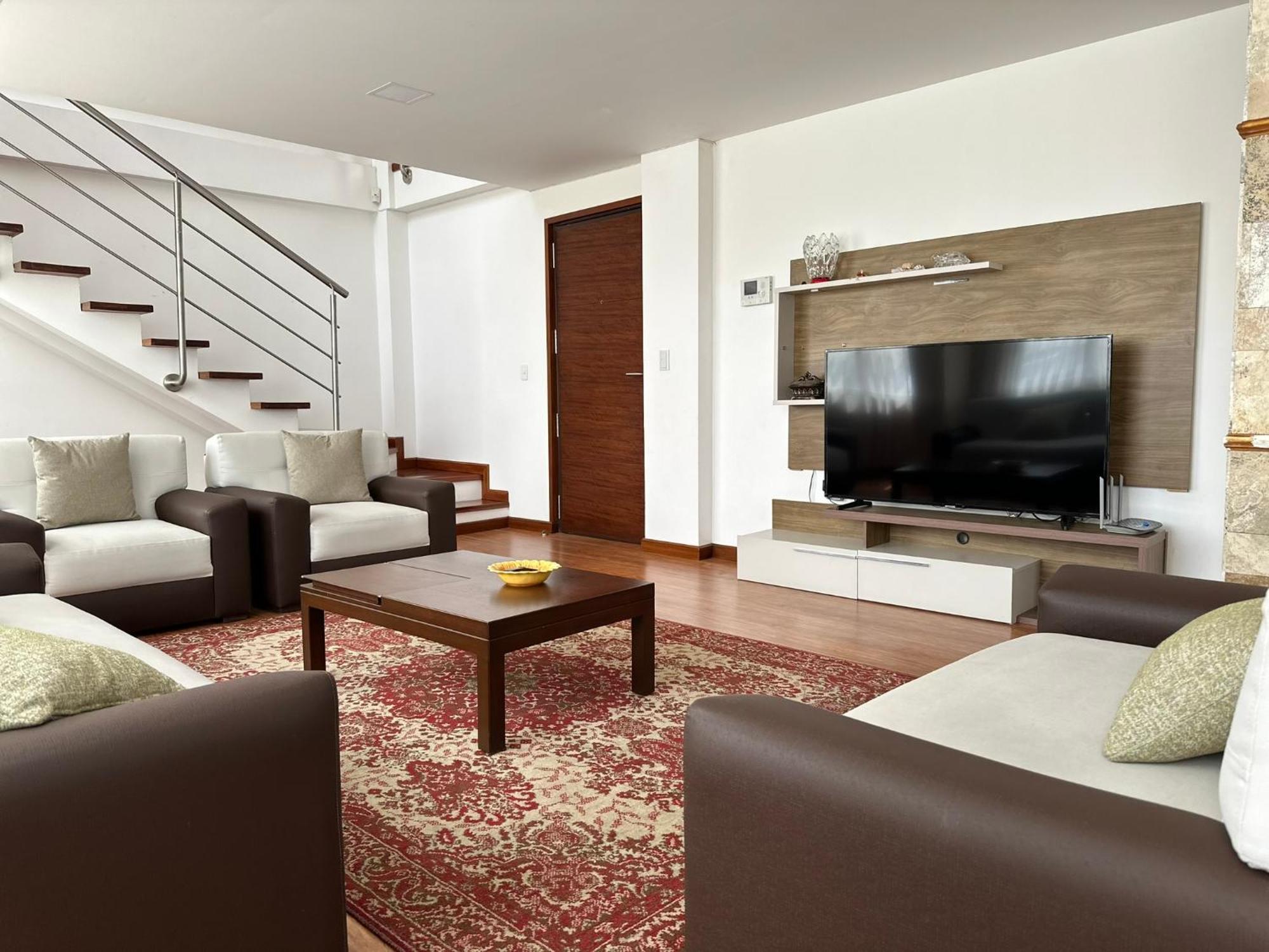 Instant Hotel - Departamento En Ambato Dış mekan fotoğraf