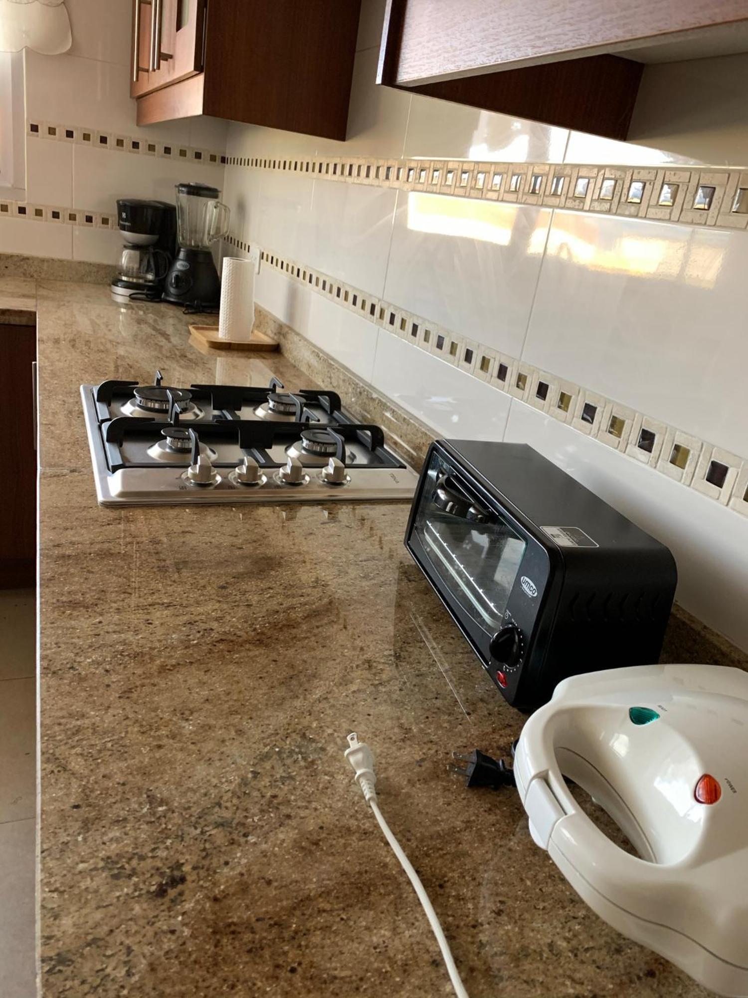 Instant Hotel - Departamento En Ambato Dış mekan fotoğraf